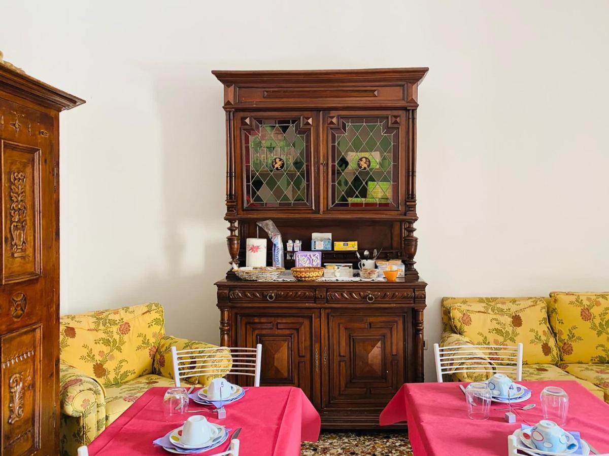 البندقية B&B Ca' Dor المظهر الخارجي الصورة